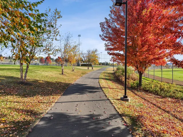 $484,990 | 5200 Mustang Drive, Woodbury, MN 55129