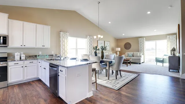 $484,990 | 5200 Mustang Drive, Woodbury, MN 55129