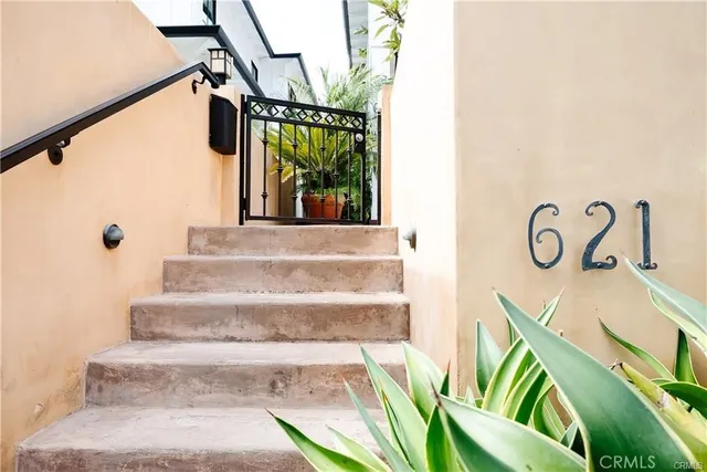 $18,700 | 621 31st Street, Manhattan Beach, CA 90266