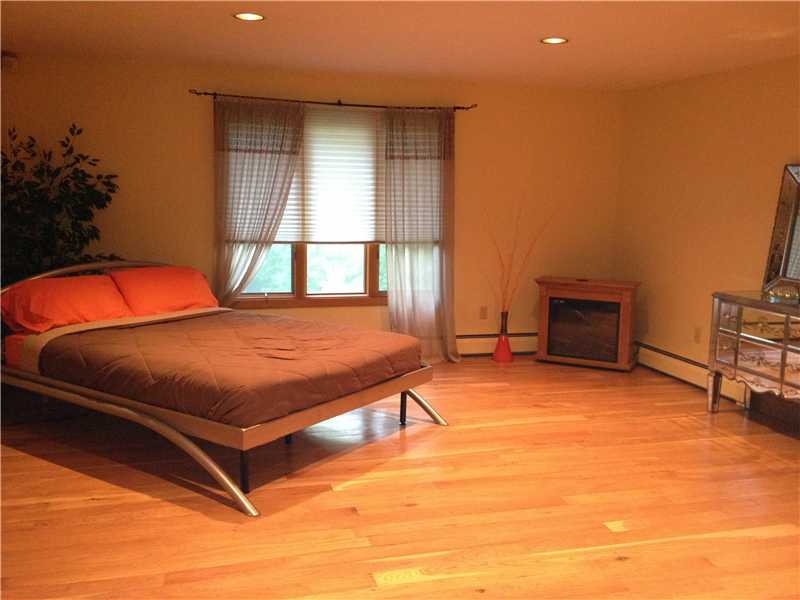 809 Hope Furnace Road Scituate, RI 02831 - Photo 8 of 20 Master Bedroom. This is a very spacious room. Pictures don t do justice. Large window to bring in the light! Central air and 3 heat zoning. Again neutral earth colors throughout the home, so easy to personalize.