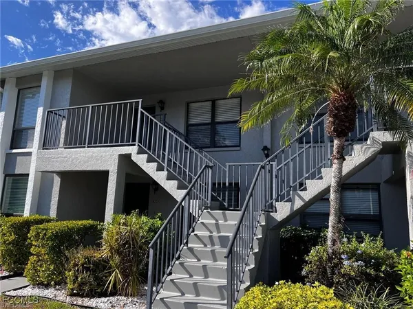 $1,899 | 1208 Commonwealth Circle, Unit J206, Naples, FL 34116