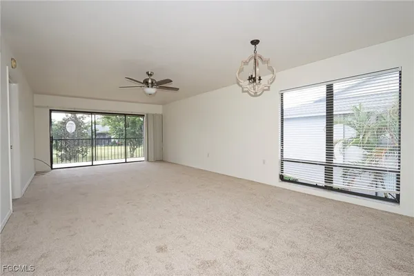 $1,899 | 1208 Commonwealth Circle, Unit J206, Naples, FL 34116