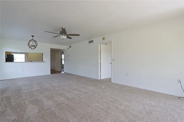 $1,899 | 1208 Commonwealth Circle, Unit J206, Naples, FL 34116