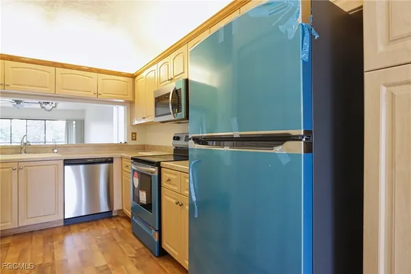 $1,899 | 1208 Commonwealth Circle, Unit J206, Naples, FL 34116