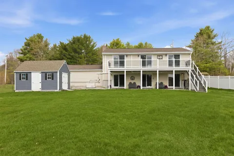 $999,000 | 165 Georgetown Drive, Barnstead, NH 03225