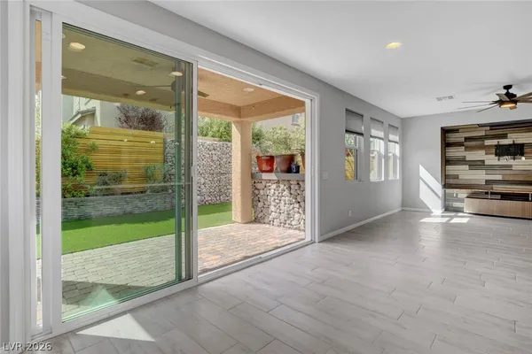 $2,800 | 8067 Tank Loop Street, Las Vegas, NV 89166