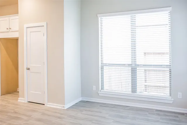 a view of a window in a room