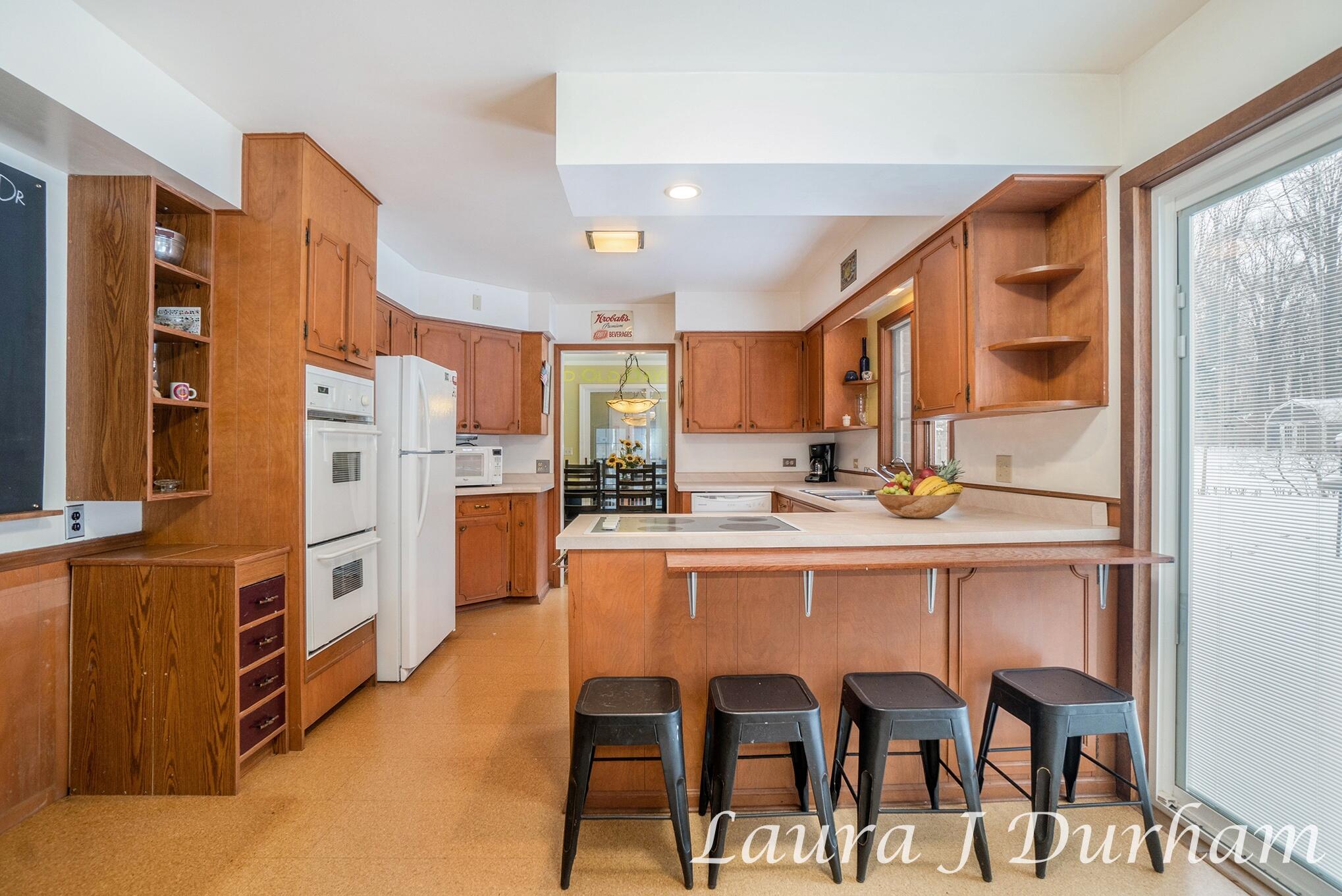 2805 Lakeshore Drive Fennville, MI 49408 - Photo 12 of 44 LJDDSC08466