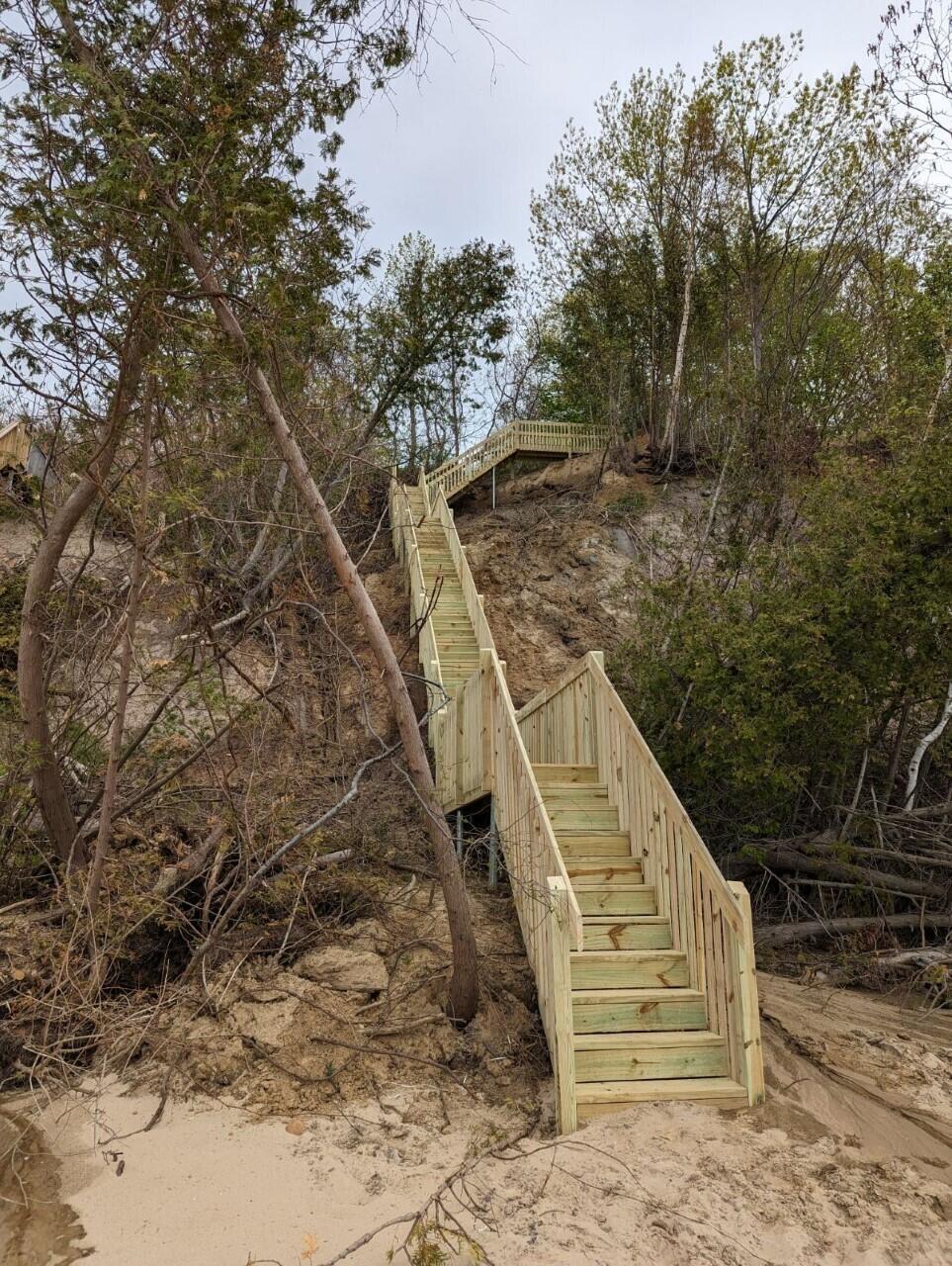 2805 Lakeshore Drive Fennville, MI 49408 - Photo 3 of 44 steps 2 from Laura