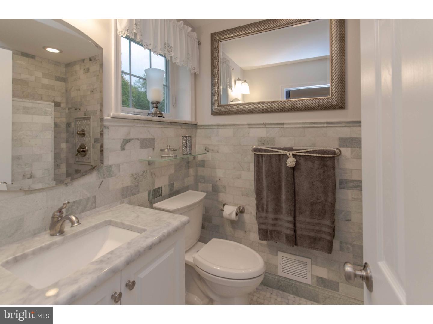 2390 High Road Huntingdon Valley, PA 19006 - Photo 18 of 24