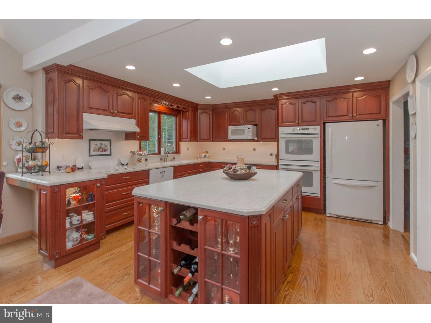 2390 High Road Huntingdon Valley, PA 19006 - Photo 8 of 24
