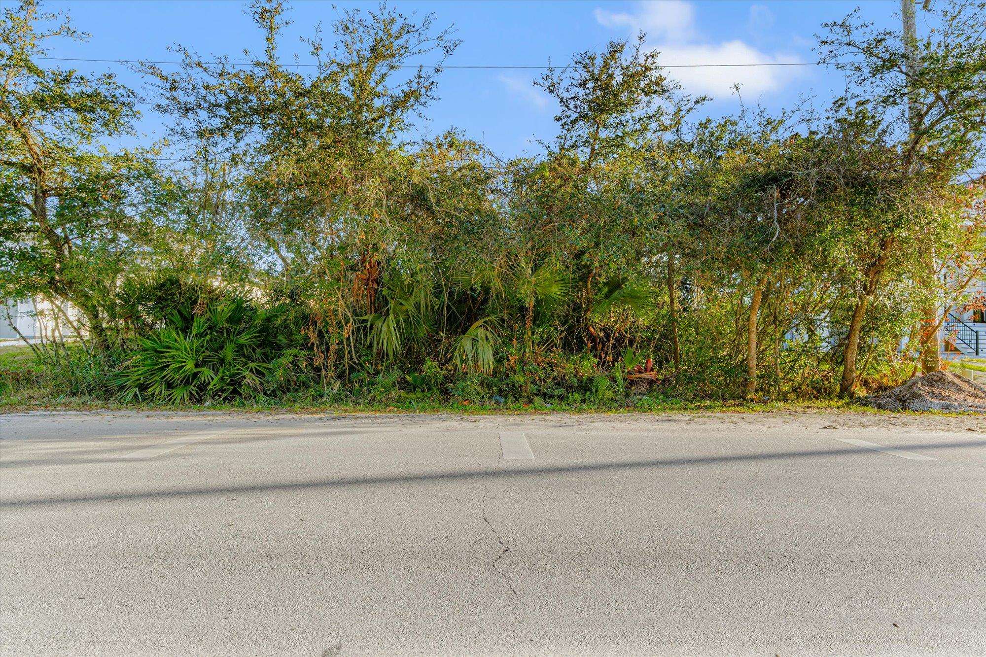 261 Dondanville Road St. Augustine, FL 32080 - Photo 13 of 18 a view of a road from a window