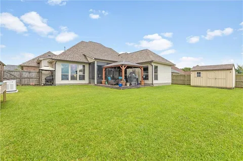 $375,000 | 41207 Colonial Drive, Sorrento, LA 70778