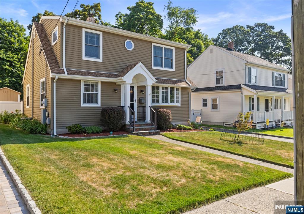 99 Lynwood Road Verona, NJ 07044 - Photo 2 of 30