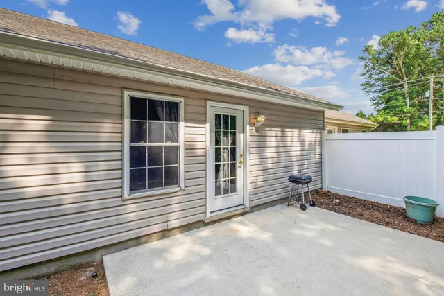 $1,850 | 102 Hunter's Way, Salisbury, MD 21804