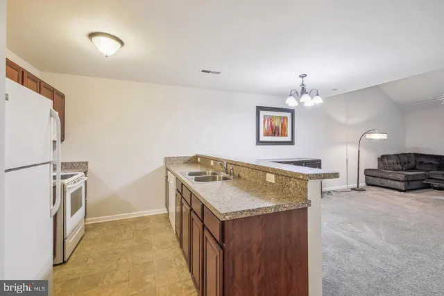 $1,850 | 102 Hunter's Way, Salisbury, MD 21804