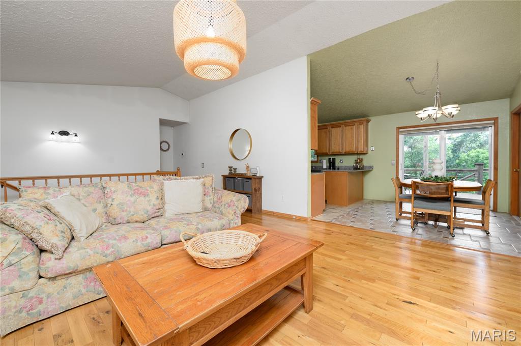 16560 Titan Road St. Robert, MO 65584 - Photo 17 of 60
