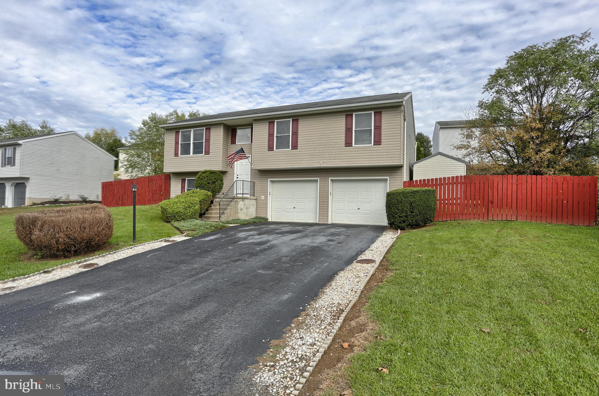 975 Weavertown Road Lebanon, PA 17046 - Photo 3 of 27 Gallery Image 3