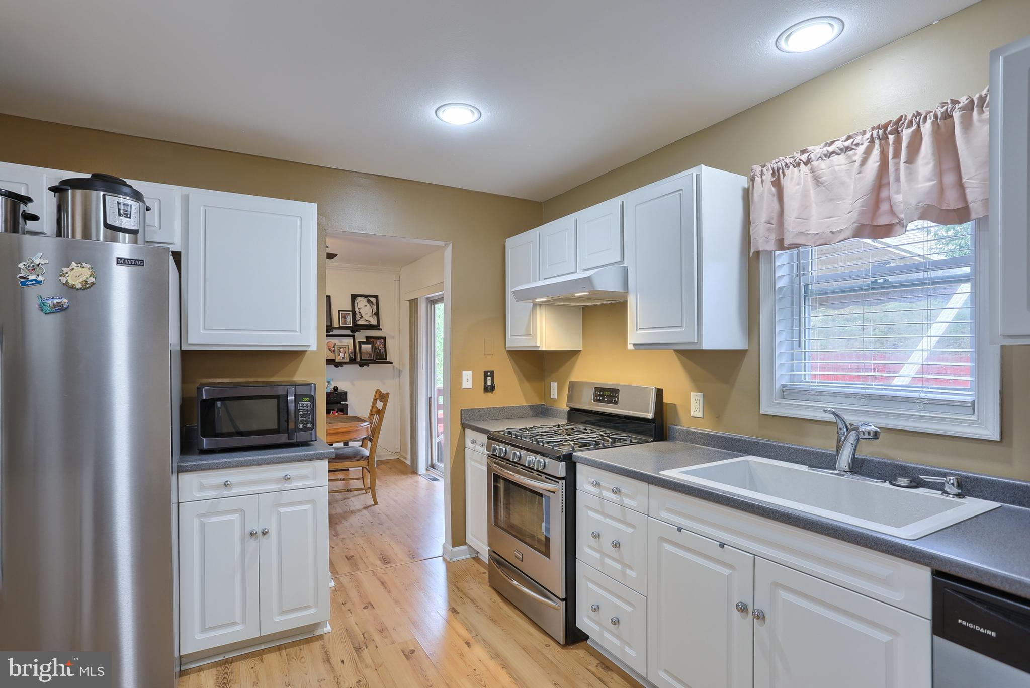 975 Weavertown Road Lebanon, PA 17046 - Photo 10 of 27 Gallery Image 10