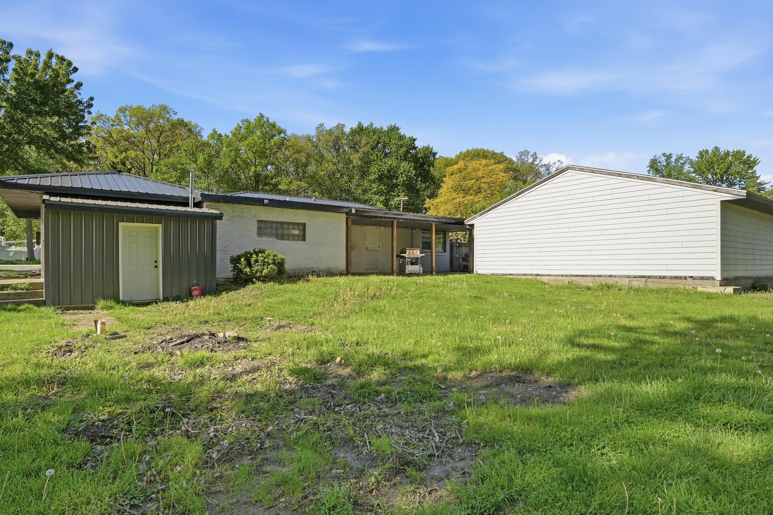 590 East Oak Hill Road Chesterton, IN 46304 - Photo 22 of 31 2500x1666
