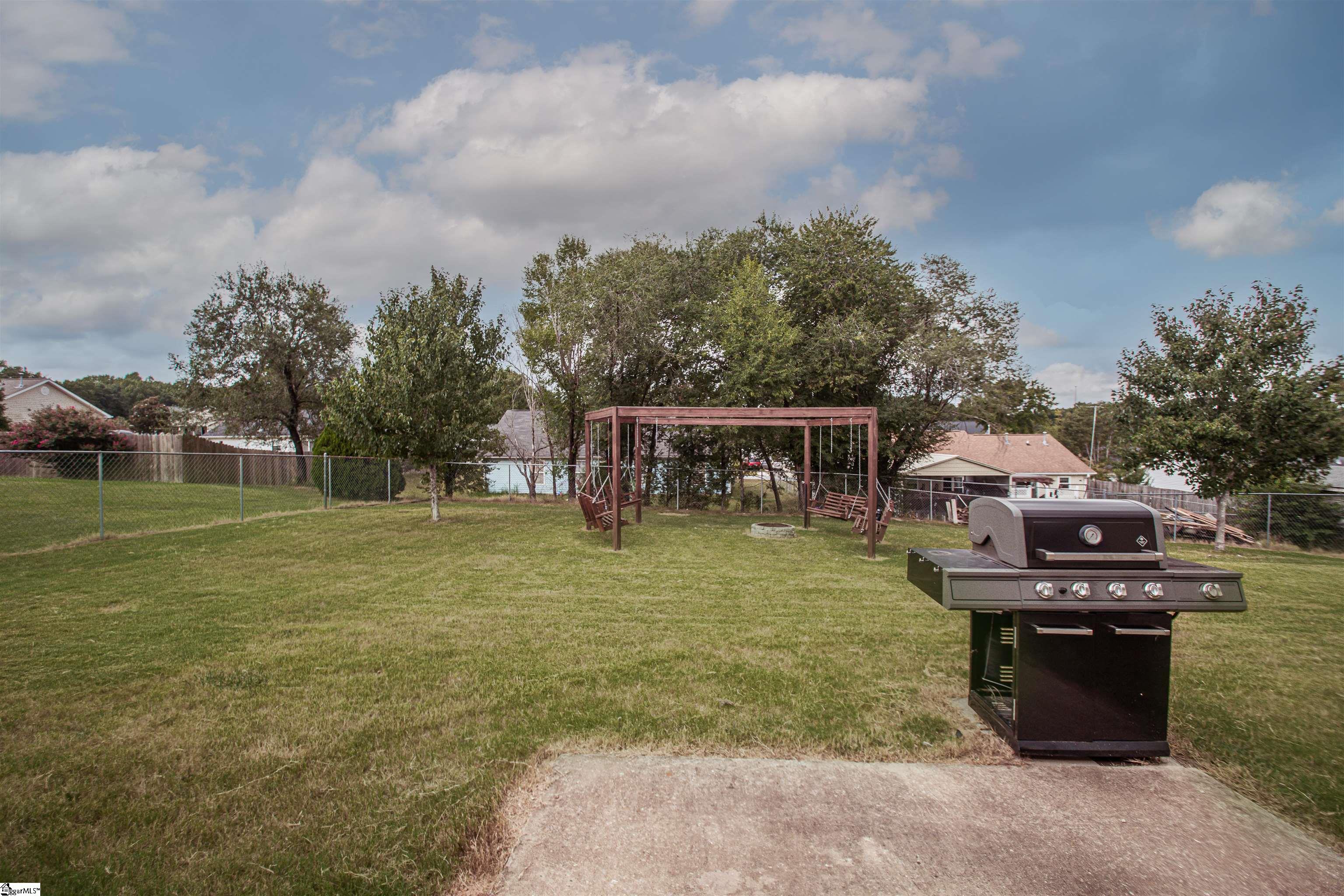 900 Veryfine Drive Fountain Inn, SC 29644 - Photo 3 of 25 Gallery Image 3