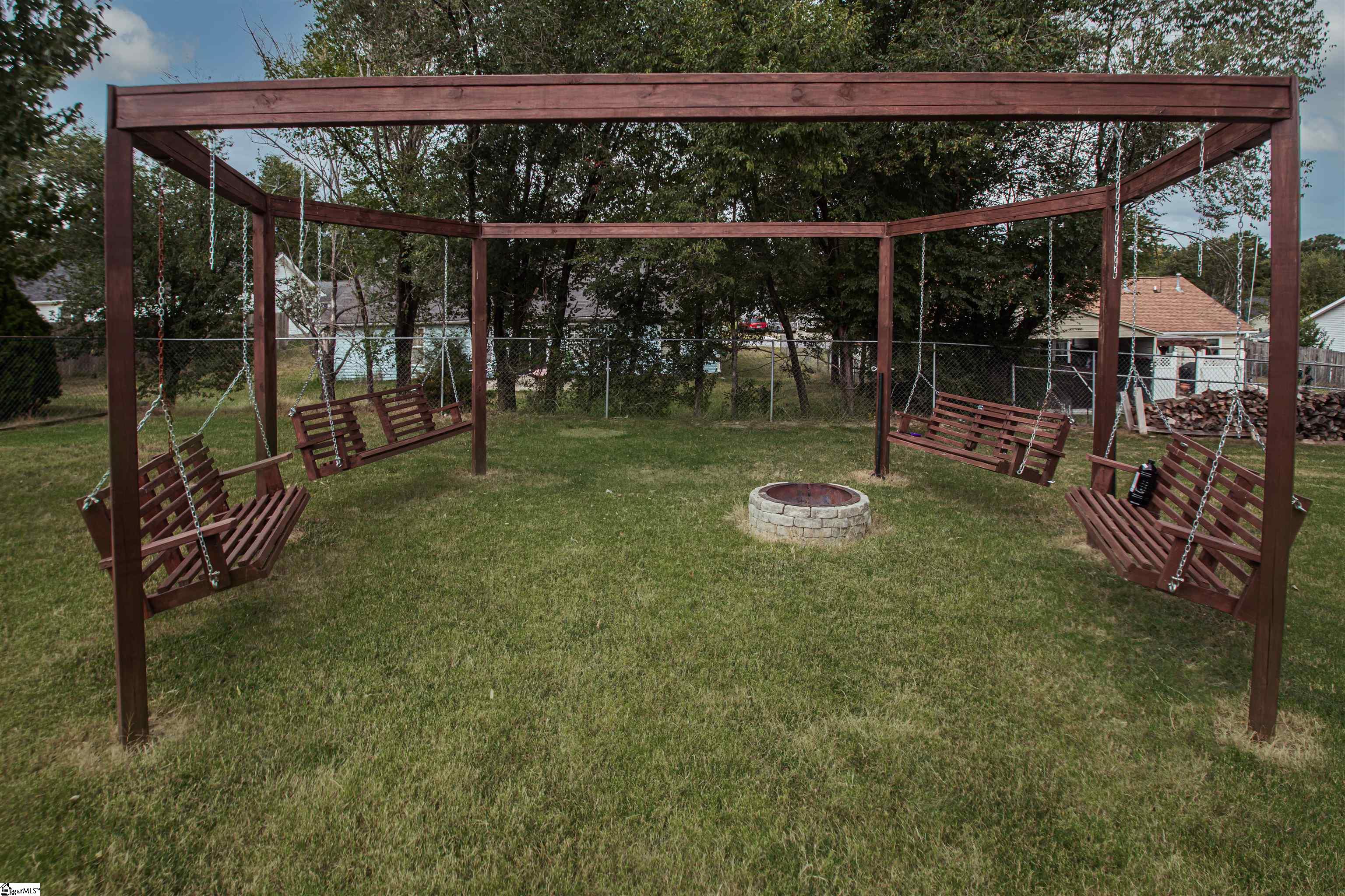 900 Veryfine Drive Fountain Inn, SC 29644 - Photo 4 of 25 Gallery Image 4