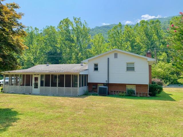 2704 Valley Ridge Road Covington, VA 24426 - Photo 2 of 22 IMG_7391