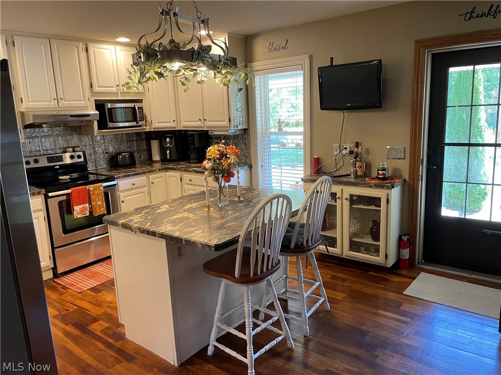 1040 East Calla Road Youngstown, OH 44514 - Photo 21 of 43 Gallery Image 21
