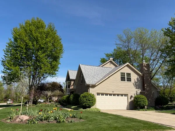 $575,000 | 323 Ford Lane, Bartlett, IL 60103
