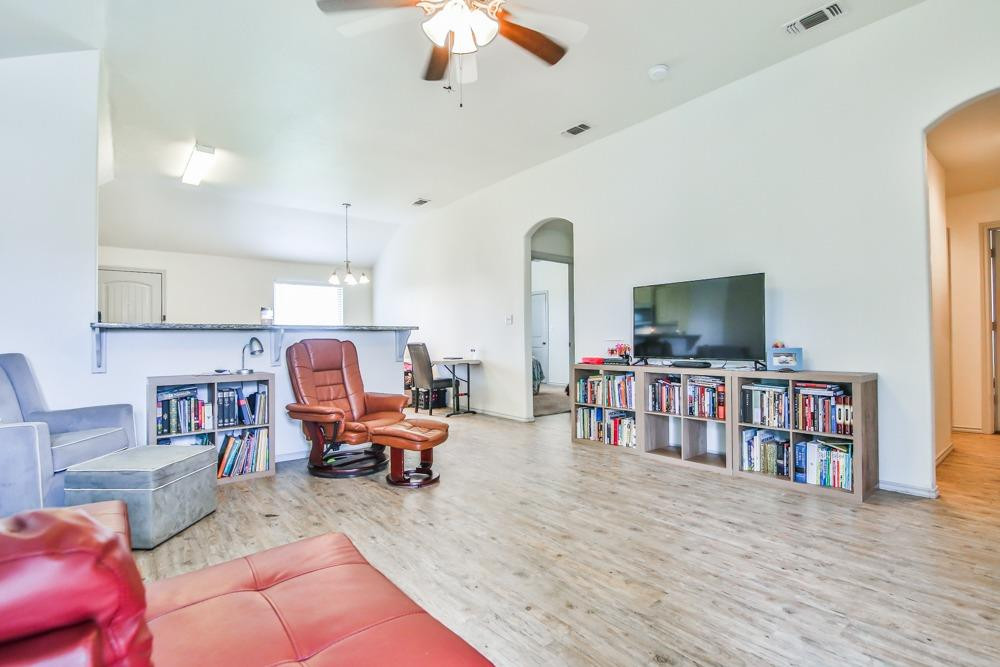 1008 Preston Trail Wolfforth, TX 79382 - Photo 2 of 25 Photo 2