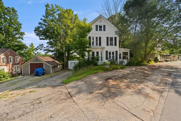 $410,000 | 10 West High Street, Somersworth, NH 03878