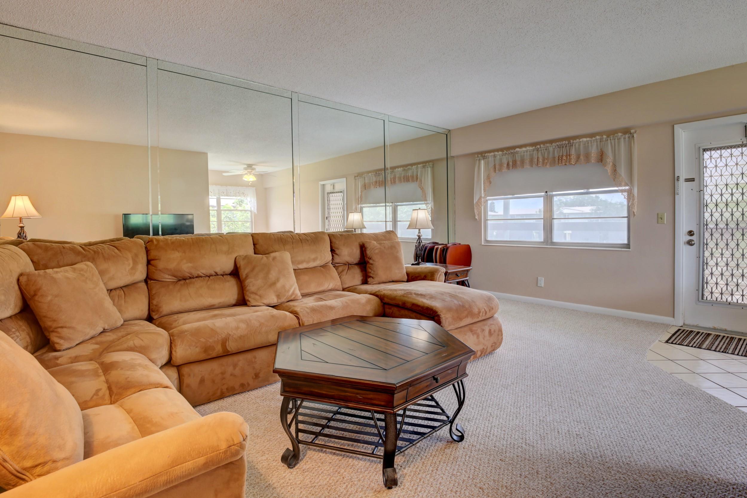 155 Mansfield East, Unit D Boca Raton, FL 33434 - Photo 4 of 42 Living Room