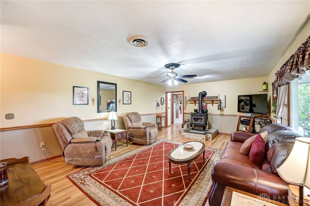6566 Grape Grove Road Jamestown, OH 45335 - Photo 11 of 84 Gallery Image 11