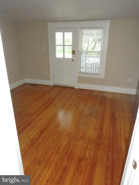 230 Mallow Hill Road Baltimore, MD 21229 - Photo 24 of 28 Bedroom