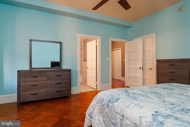 $299,000 | 250 South 13th Street, Unit 5D, Philadelphia, PA 19107