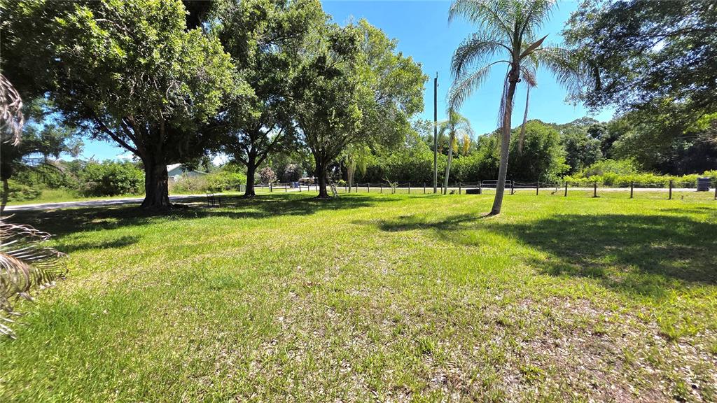 1808 Zipperer Road Bradenton, FL 34212 - Photo 11 of 15