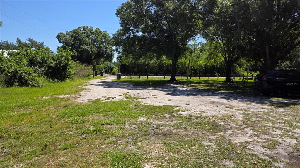 1808 Zipperer Road Bradenton, FL 34212 - Photo 15 of 15