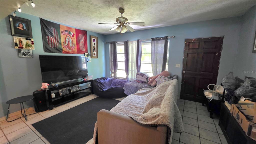 1808 Zipperer Road Bradenton, FL 34212 - Photo 9 of 15