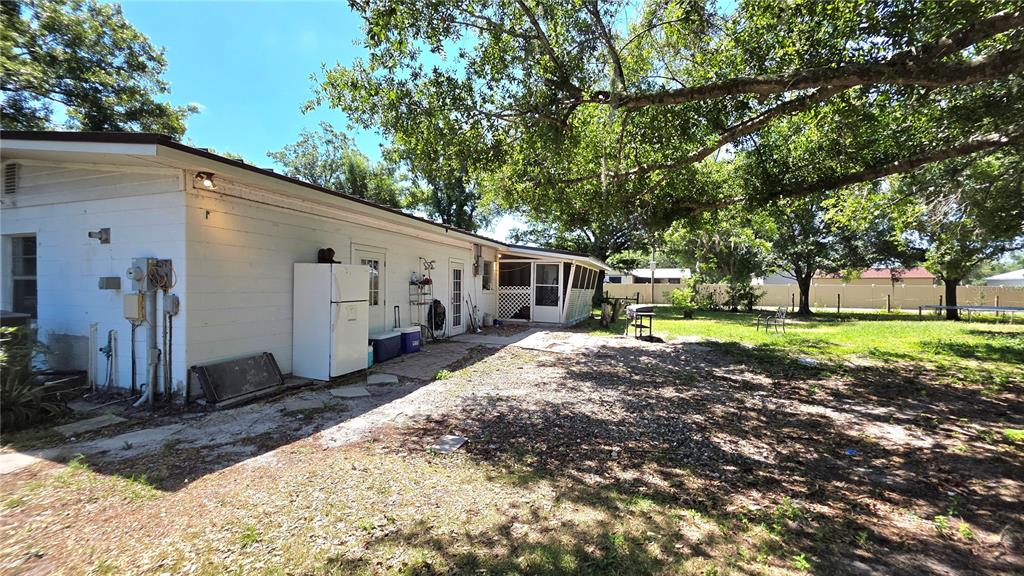 1808 Zipperer Road Bradenton, FL 34212 - Photo 10 of 15