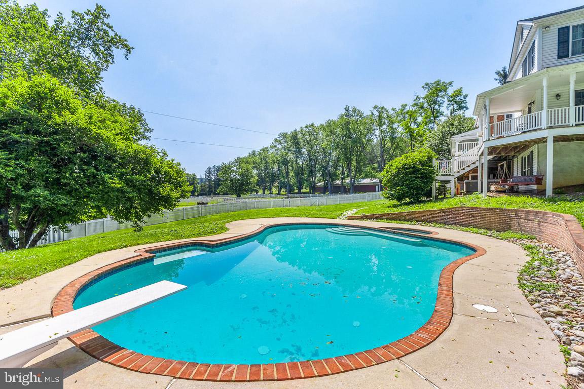 1632 Richardson Road Westminster, MD 21158 - Photo 15 of 95 Gallery Image 15