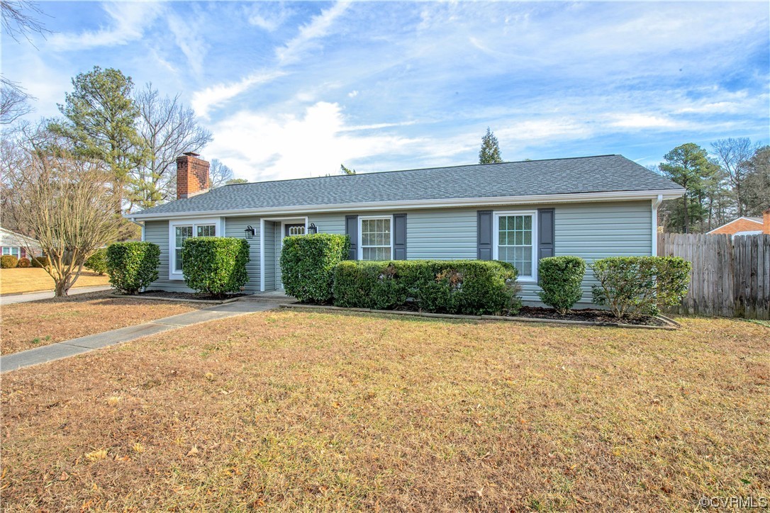 163 Brandywine Road Colonial Heights, VA 23834 - Photo 3 of 24 Gallery Image 3