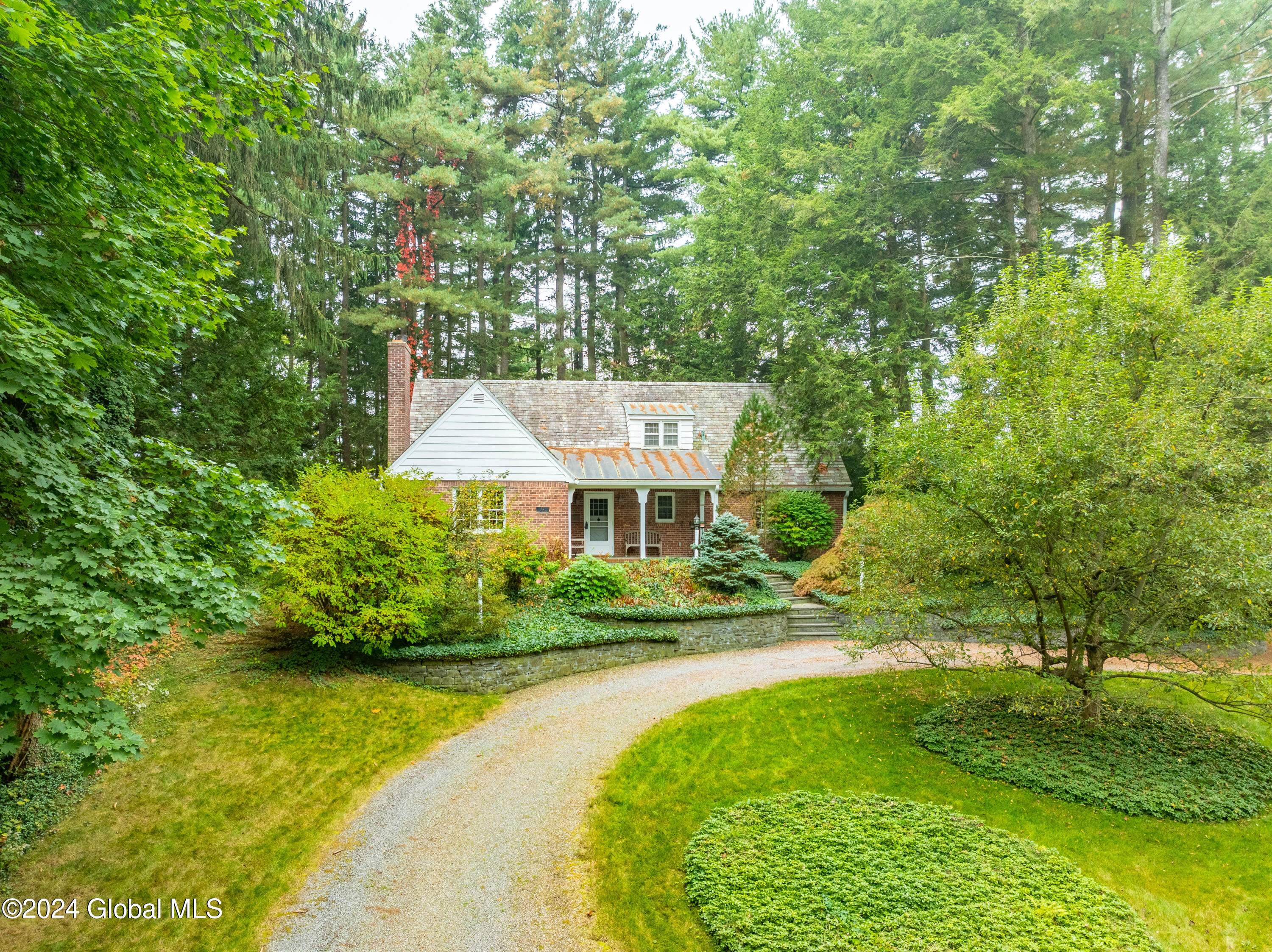 57 Upper Loudon Road Albany, NY 12211 - Photo 3 of 40 2