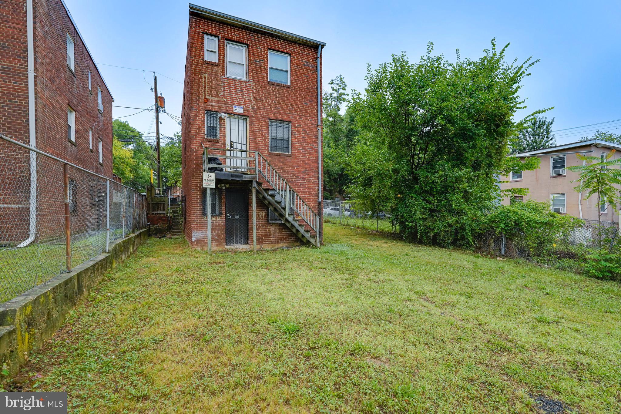 341 54th Street Northeast Washington, DC 20019 - Photo 23 of 28