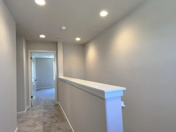 $2,500 | 2909 East Veleta Drive, Fresno, CA 93730
