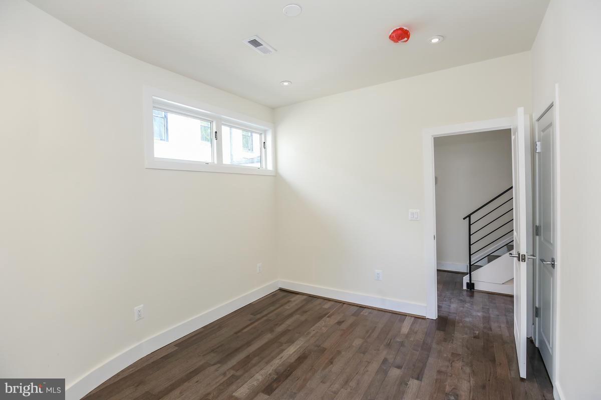 460 Ridge Street Northwest, Unit 4 Washington, DC 20001 - Photo 17 of 30 Master Bedroom # 1