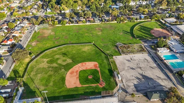 view of a outdoor space