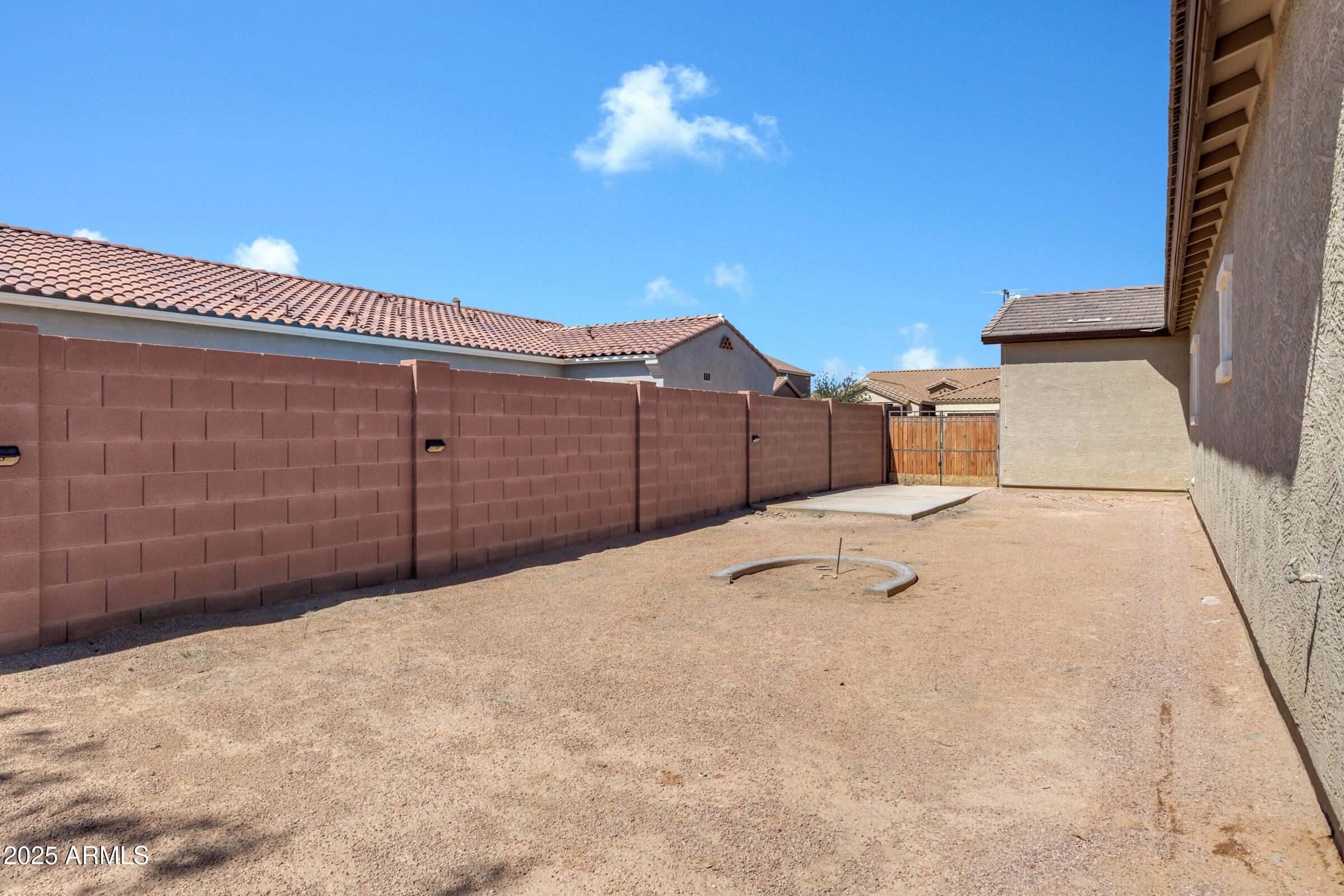 46103 West Ranch Road Maricopa, AZ 85139 - Photo 28 of 31 Side yard