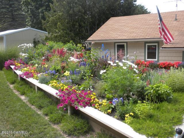 4310 East Town Line Road Fountain, MI 49410 - Photo 1 of 9 20140714142639602900000000-o
