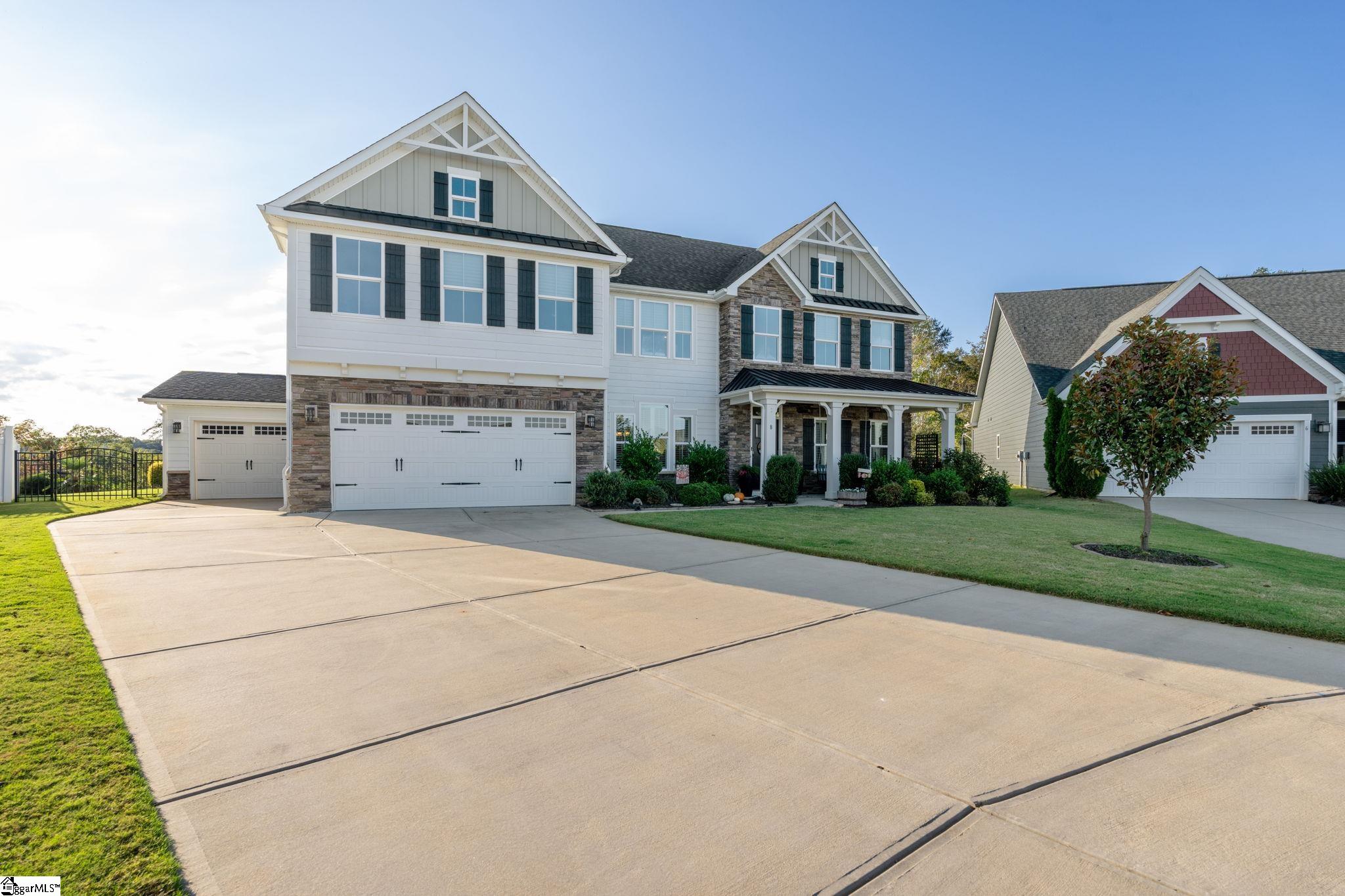 8 Inka Court Greenville, SC 29607 - Photo 1 of 40 Gallery Image 1