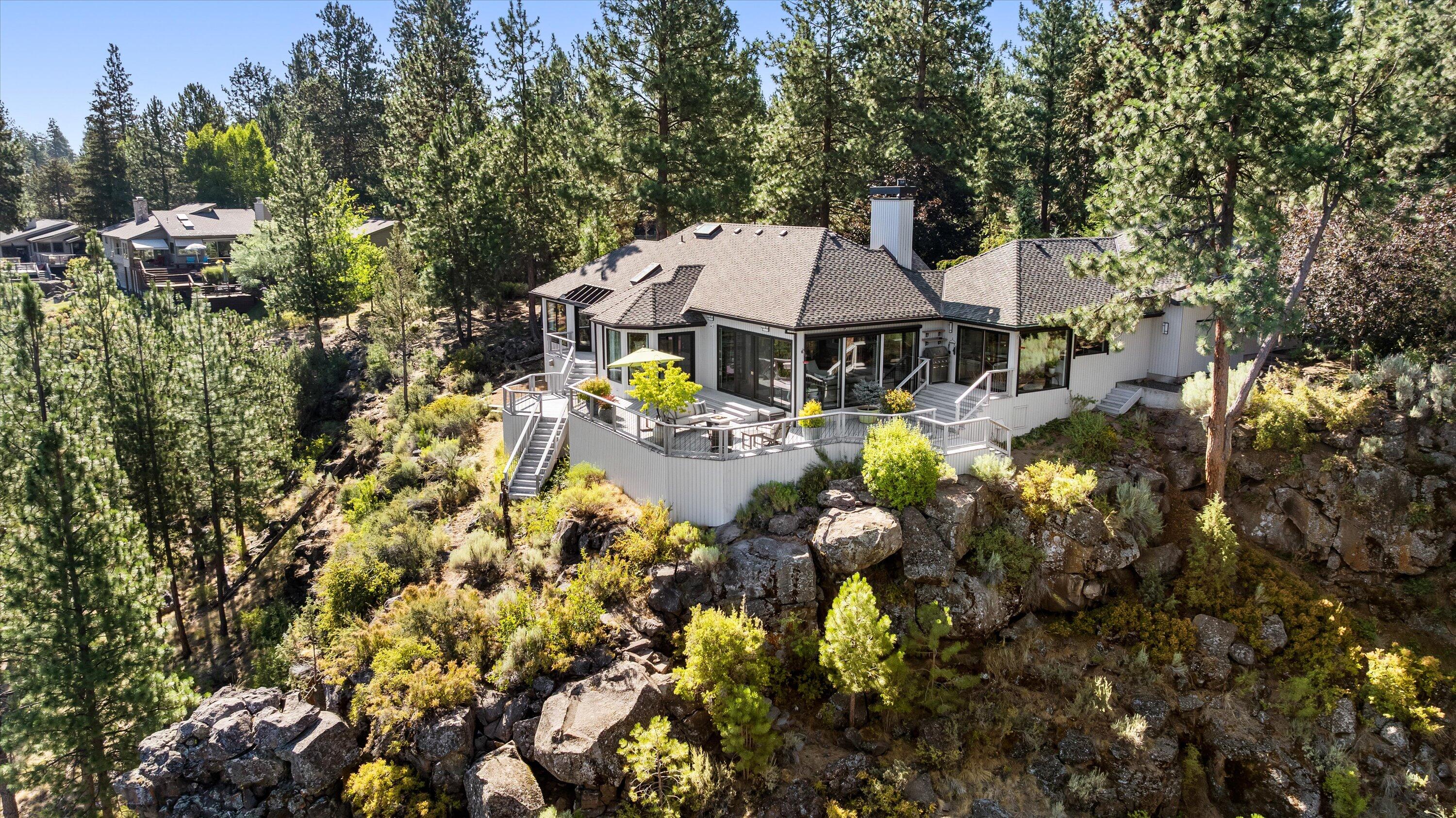 4219 Northwest Lower Village Road Bend, OR 97703 - Photo 44 of 87 43